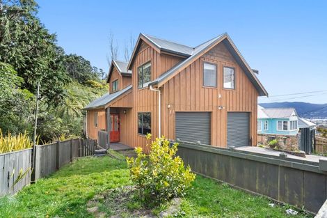 Photo of property in 1/8 Swainson Street, Naenae, Lower Hutt, 5011