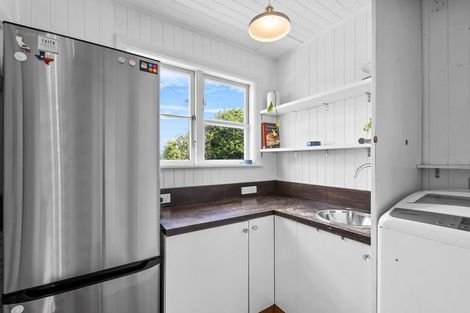 Photo of property in 12 Braemar Place, Avonside, Christchurch, 8061