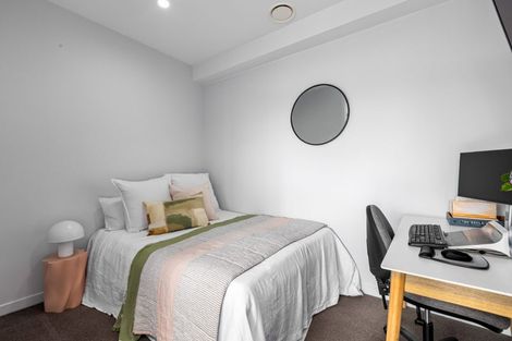 Photo of property in Frank Sargeson Apts, 302/80 Anzac Street, Takapuna, Auckland, 0622