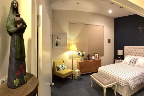 Photo of property in 7 Gillett Place, Botany Downs, Auckland, 2014