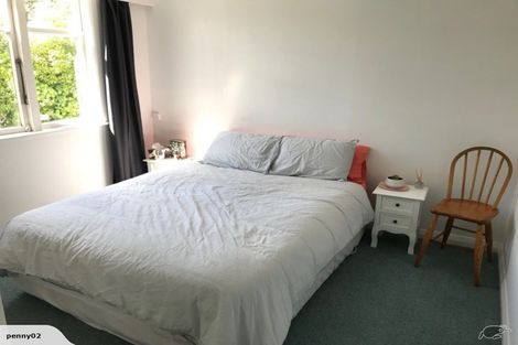 Photo of property in 19 Romney Square, Tawa, Wellington, 5028