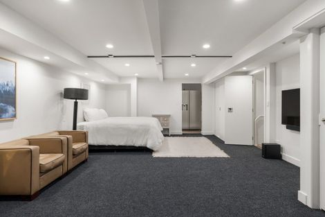 Photo of property in 22 Oceanview Road, Mount Maunganui, 3116