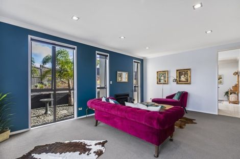 Photo of property in 34 Manhattan Rise, Orewa, 0931