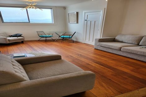 Photo of property in 87a Overtoun Terrace, Hataitai, Wellington, 6021