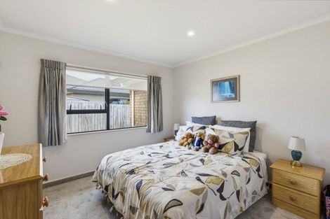 Photo of property in 14 Sunburst Court, Paraparaumu Beach, Paraparaumu, 5032