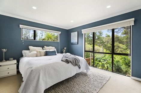 Photo of property in 28 Durbin Court, Greenhithe, Auckland, 0632