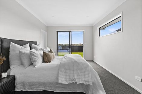 Photo of property in 77 Brookvale Road, Havelock North, 4130