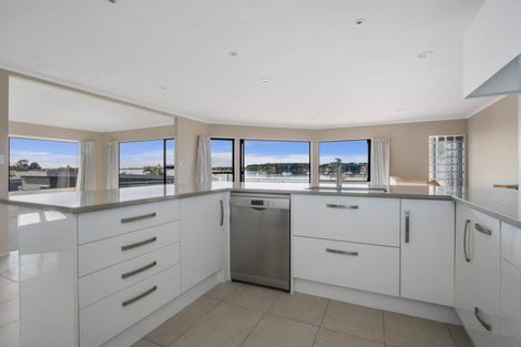 Photo of property in 48 The Esplanade, Omokoroa, 3114