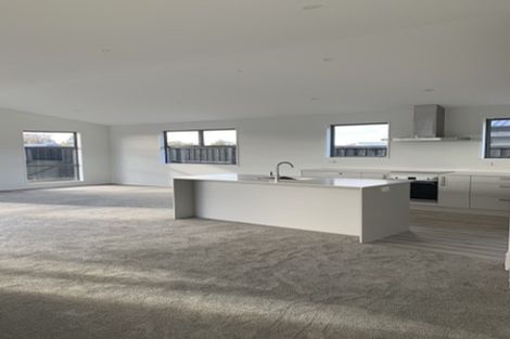 Photo of property in 10 Mccahon Drive, Rangiora, 7400