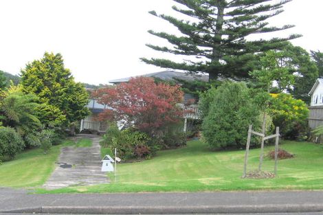 Photo of property in 5 Matama Road, Glen Eden, Auckland, 0602