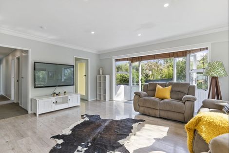 Photo of property in 31a Cockle Bay Road, Cockle Bay, Auckland, 2014