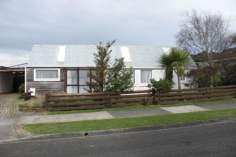 Photo of property in 3 Enfield Street, Wainuiomata, Lower Hutt, 5014