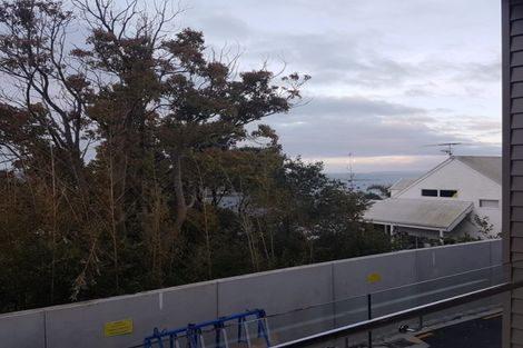 Photo of property in 203/585 Beach Road, Rothesay Bay, Auckland, 0630