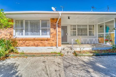 Photo of property in 1/6 Arabi Street, Sandringham, Auckland, 1041