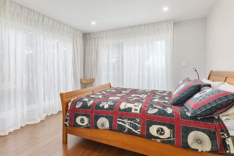 Photo of property in 53 View Road, Houghton Bay, Wellington, 6023