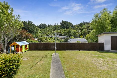 Photo of property in 60 Bird Grove, Stokes Valley, Lower Hutt, 5019
