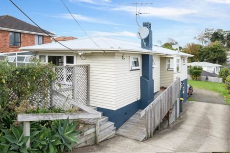 Photo of property in 18 Tristram Avenue, Forrest Hill, Auckland, 0620