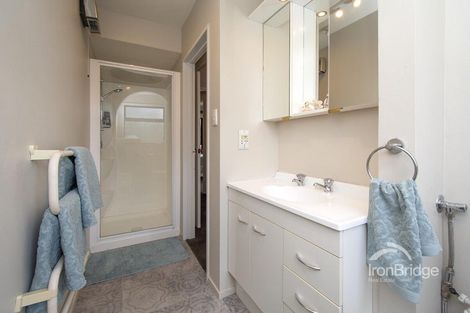 Photo of property in 6 Grove Place, Rangiora, 7400