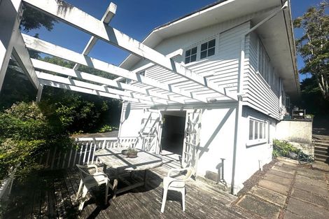 Photo of property in 9 Springfield Street, Forrest Hill, Auckland, 0620