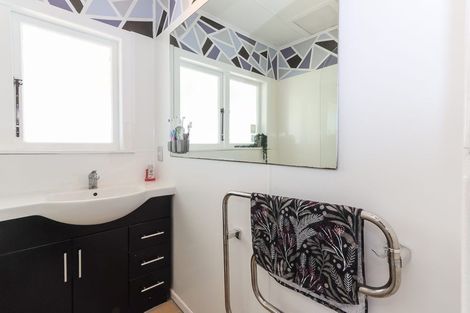 Photo of property in 20c Logan Street, Fairy Springs, Rotorua, 3015