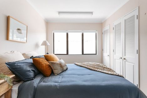 Photo of property in 10 Shaw Place, Matua, Tauranga, 3110