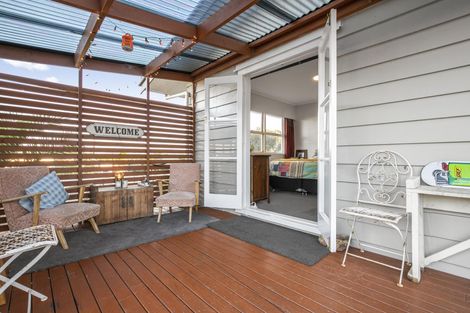 Photo of property in 24 Saint Johns Avenue, Tuakau, 2121