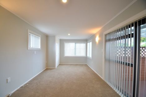 Photo of property in 672 Pakuranga Road, Howick, Auckland, 2010