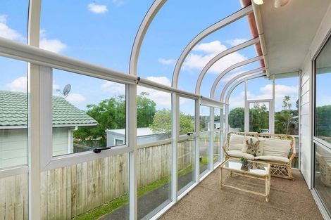 Photo of property in 1/39 Reynella Drive, Massey, Auckland, 0614