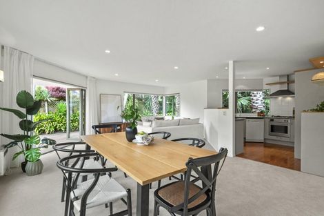 Photo of property in 2/321 Lake Road, Hauraki, Auckland, 0622