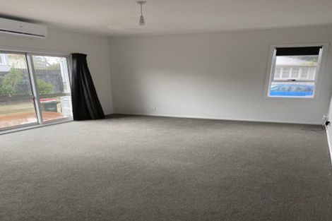 Photo of property in 34b Toru Street, Te Atatu Peninsula, Auckland, 0610