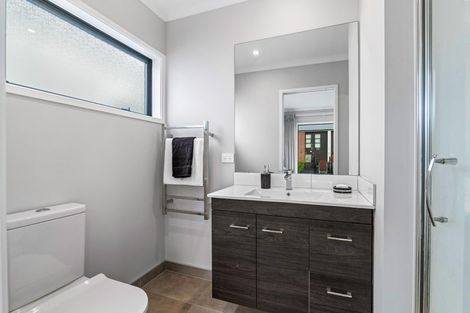 Photo of property in 6 Kapia Road, Westgate, Auckland, 0614