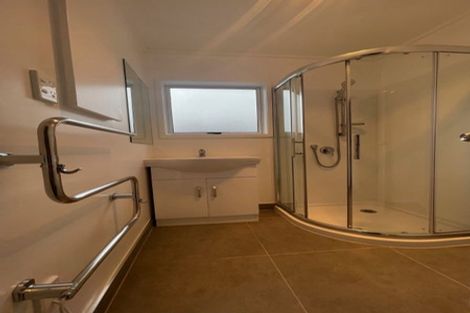 Photo of property in 1/40 Vodanovich Road, Te Atatu South, Auckland, 0610