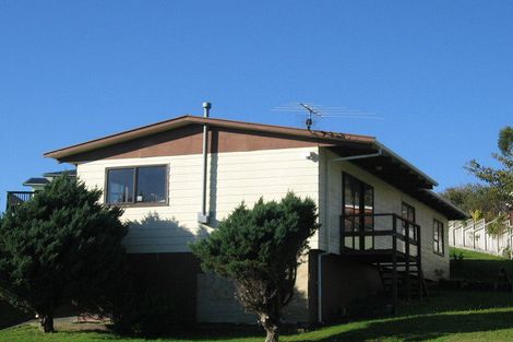 Photo of property in 183 Holborn Drive, Stokes Valley, Lower Hutt, 5019