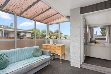 Photo of property in 1/221 Queenspark Drive, Parklands, Christchurch, 8083