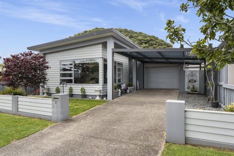 Photo of property in 21 Lakeview Quay, Pyes Pa, Tauranga, 3112