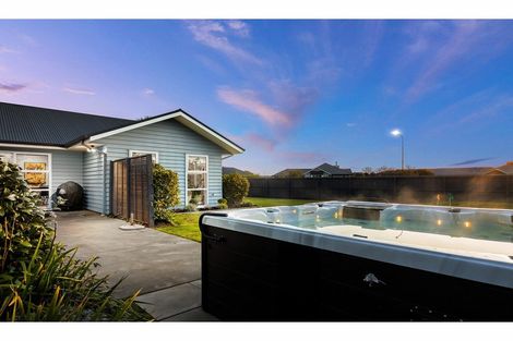 Photo of property in 7 Barnsley Crescent, West Melton, 7618