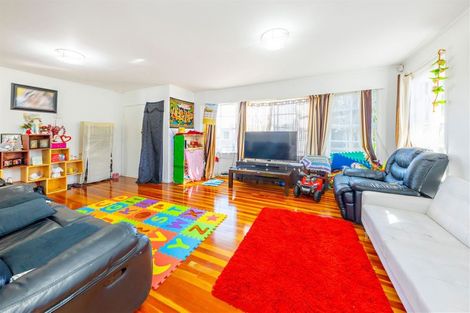 Photo of property in 3 Aarts Avenue, Manurewa, Auckland, 2102