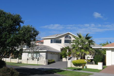 Photo of property in 21 Bronte Place, Somerville, Auckland, 2014