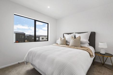 Photo of property in 3 Rautahi Street, Flat Bush, Auckland, 2019