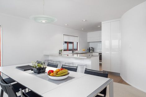 Photo of property in 126a Marine Parade, Mount Maunganui, 3116