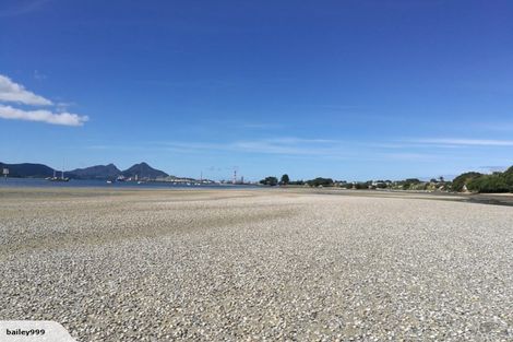 Photo of property in 122 Barbados Way, One Tree Point, 0118