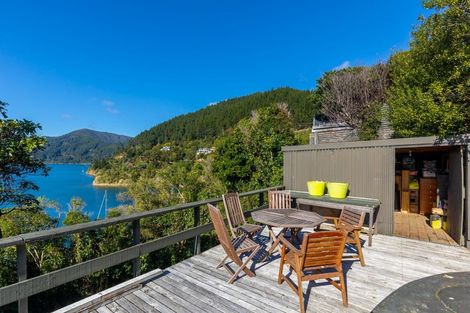 Photo of property in 313 Port Underwood Road, Whatamango Bay, Picton, 7281