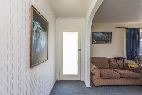Photo of property in 12 Mosston Road, Castlecliff, Whanganui, 4501