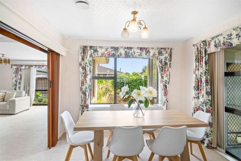 Photo of property in 121 Denise Crescent, Hornby, Christchurch, 8042