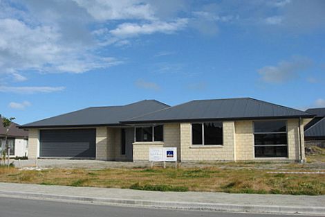 Photo of property in 29 Belgrave Drive, Rangiora, 7400