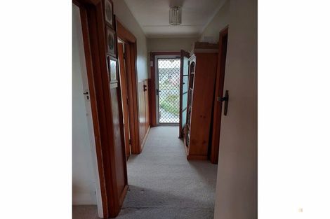 Photo of property in 8 Moorhouse Street, Waimate, 7924