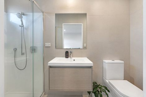 Photo of property in 33 Bonnette Road, Flat Bush, Auckland, 2019