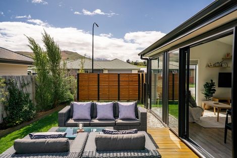 Photo of property in 4 Violet Way, Lower Shotover, Queenstown, 9304