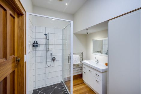 Photo of property in 8 George Street, Hospital Hill, Napier, 4110