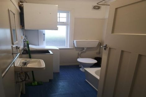 Photo of property in 4/9-9a Howard Street, Mount Cook, Wellington, 6021